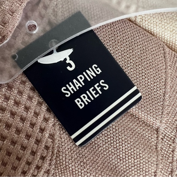 Nautica Women’s Shaping Briefs Sz Medium Lot/3 Stretch Tagless Multi Colors - Picture 4 of 7